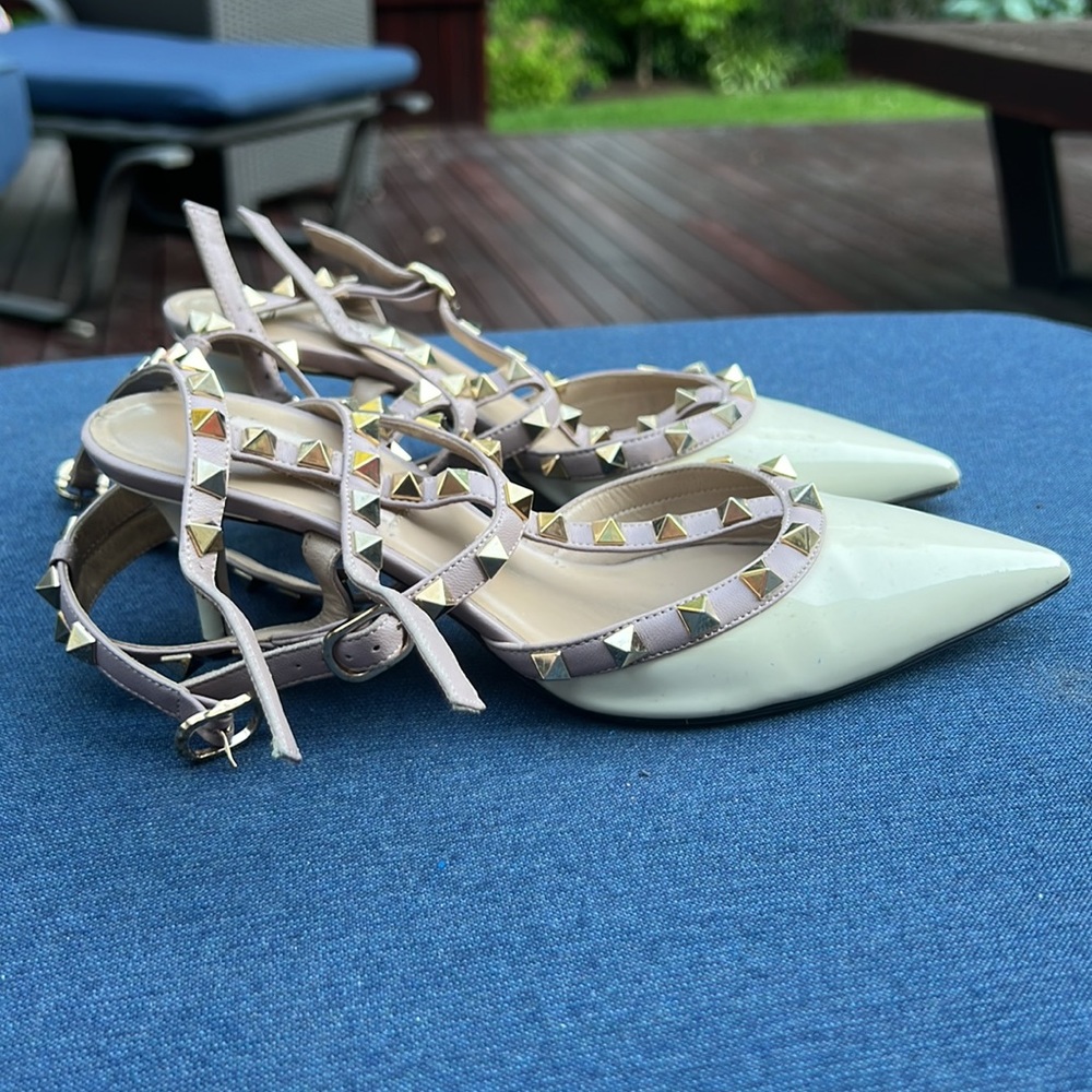 Rockstud Caged 65 Leather Ankle Strap Pump - Picture 5 of 12